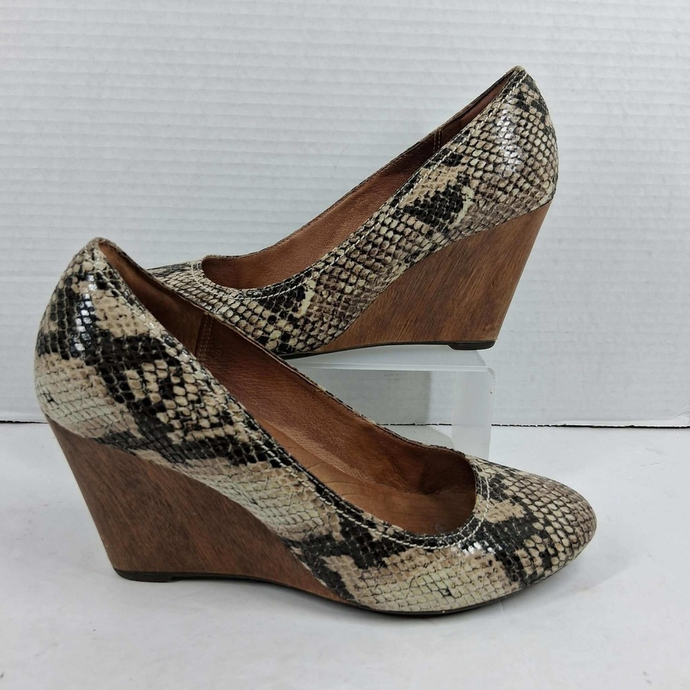 Clarks Indigo Womens Snakeskin Print Wedge Pumps 7.5 M 64392 Wood Grain‎ Heel